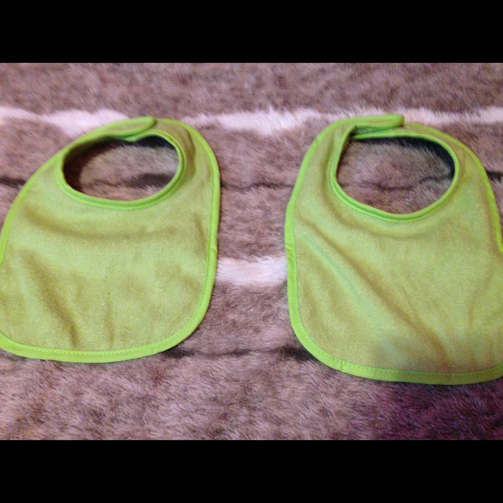 Bibs - Picture 2 of 5